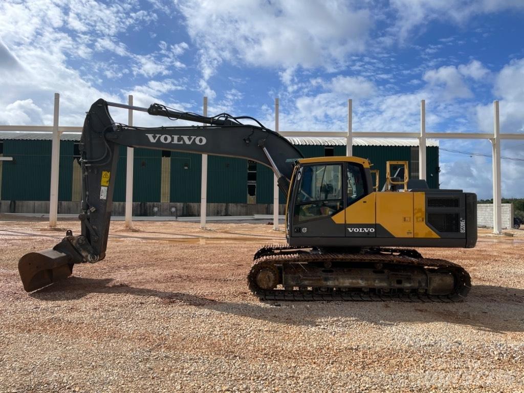 Volvo EC 220 E Верижен екскаватор