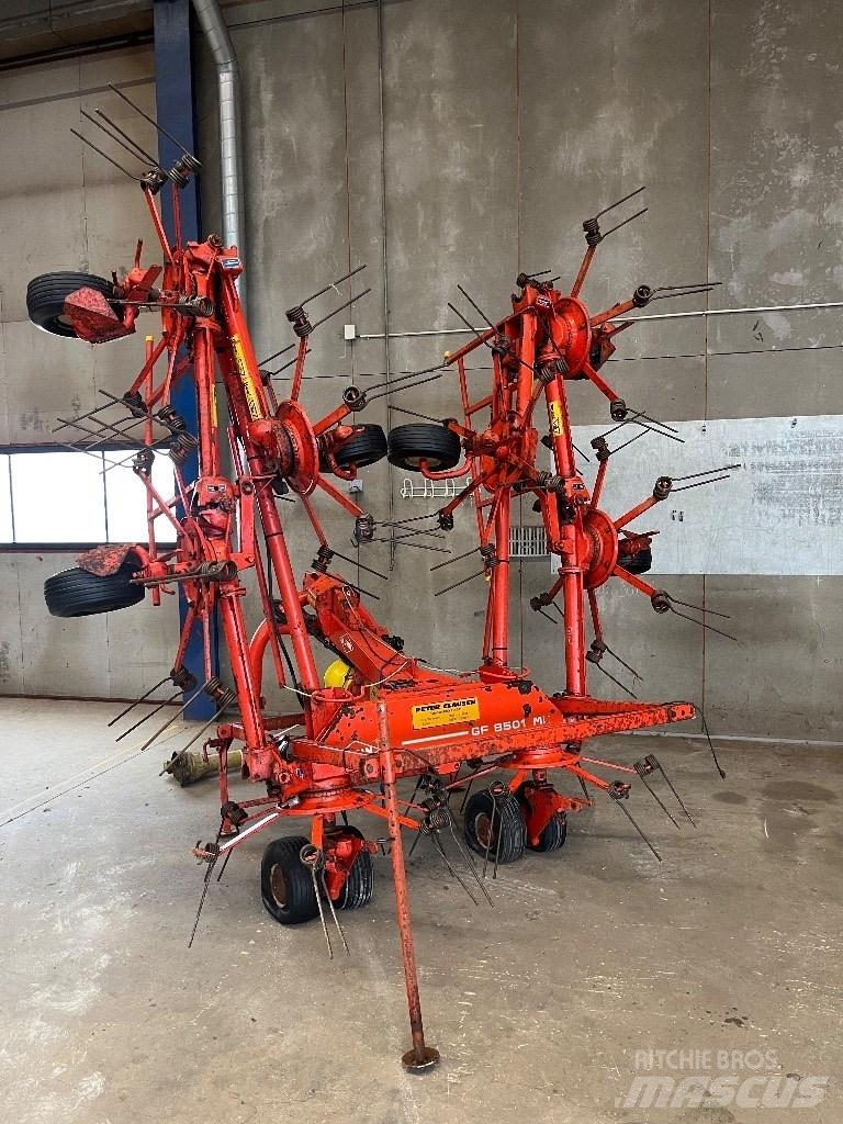 Kuhn 8501 MH Гребла и сенообръщачки
