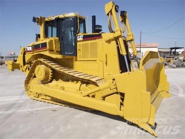 CAT D 7 R LGP Верижни булдозери
