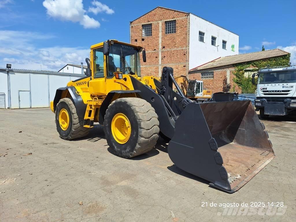 Volvo L 120 E Колесни товарачи