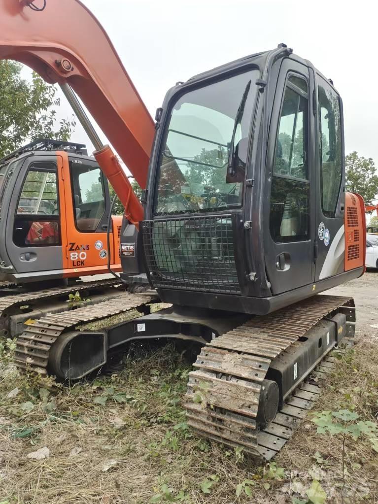 Hitachi ZX 70 Средни екскаватори 7т - 12т
