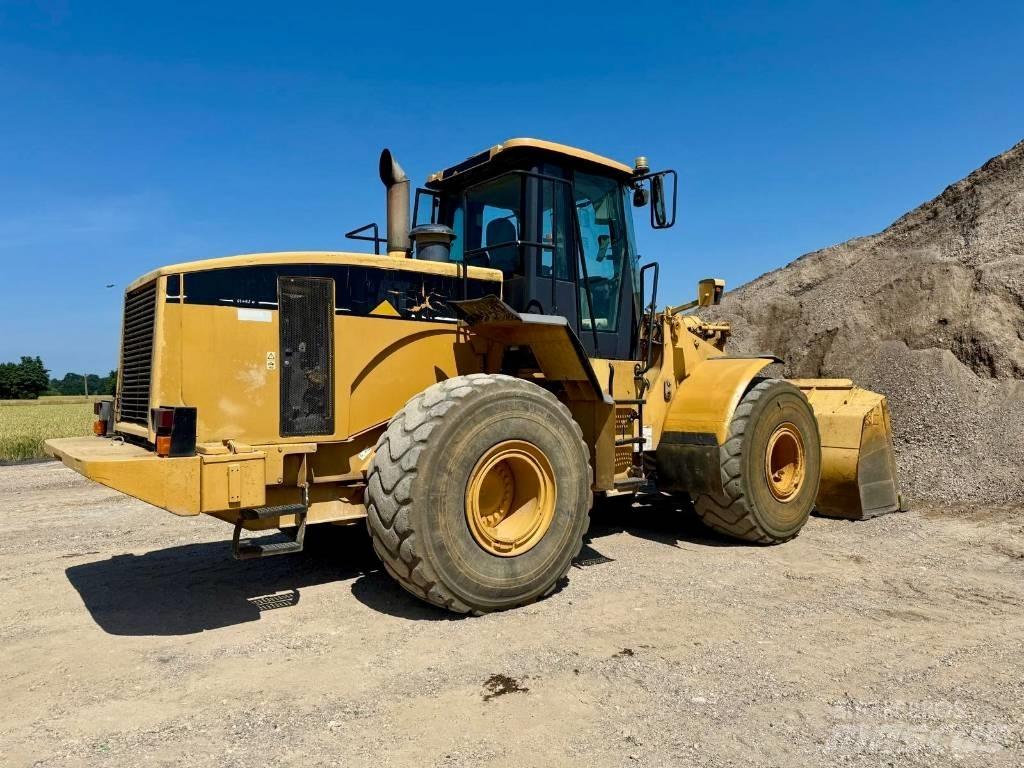 CAT 966 G Колесни товарачи