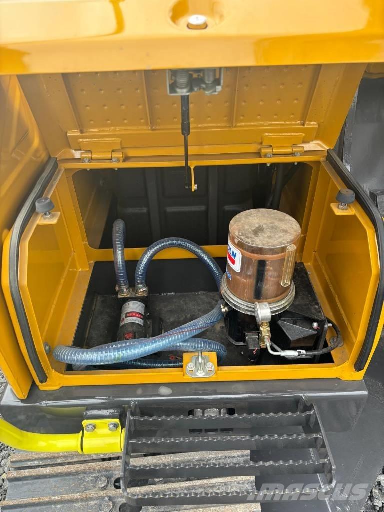 XCMG XE220E Верижен екскаватор