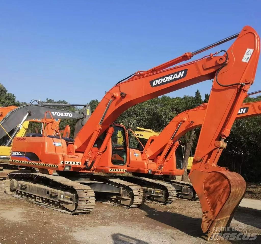Doosan DH 220 Верижен екскаватор