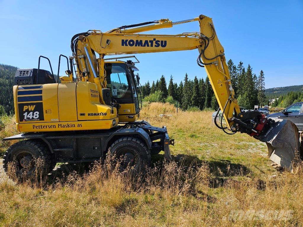 Komatsu PW 148-11 Колесни екскаватори