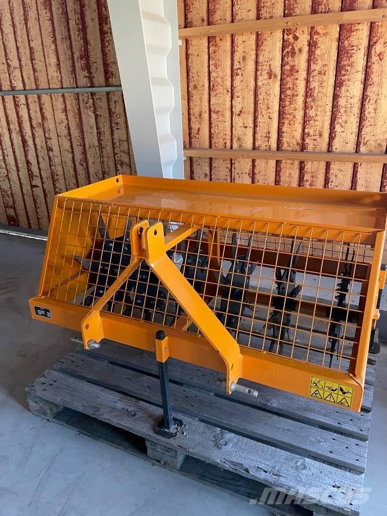 Noblat SP 1400 S Оборудване за аериране и отстраняване на мъртви листа от тревни площи