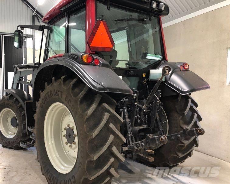 Valtra N 92 H Трактори