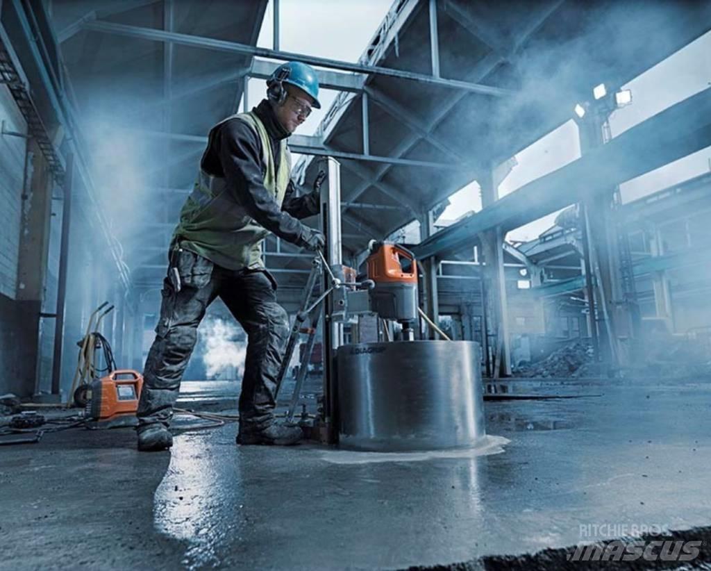 Husqvarna DM7000 Оборудване за скеле
