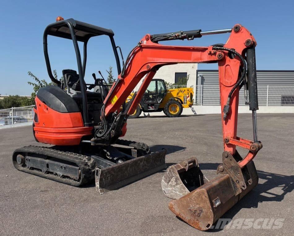 Kubota U 20-3 Мини екскаватори < 7 т
