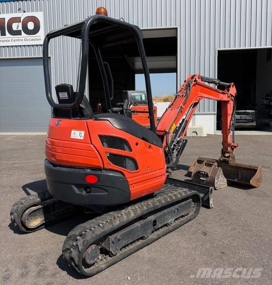 Kubota U 20-3 Мини екскаватори < 7 т