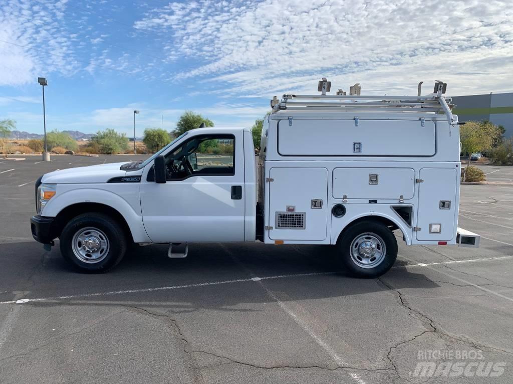 Ford F 350 Пикапи
