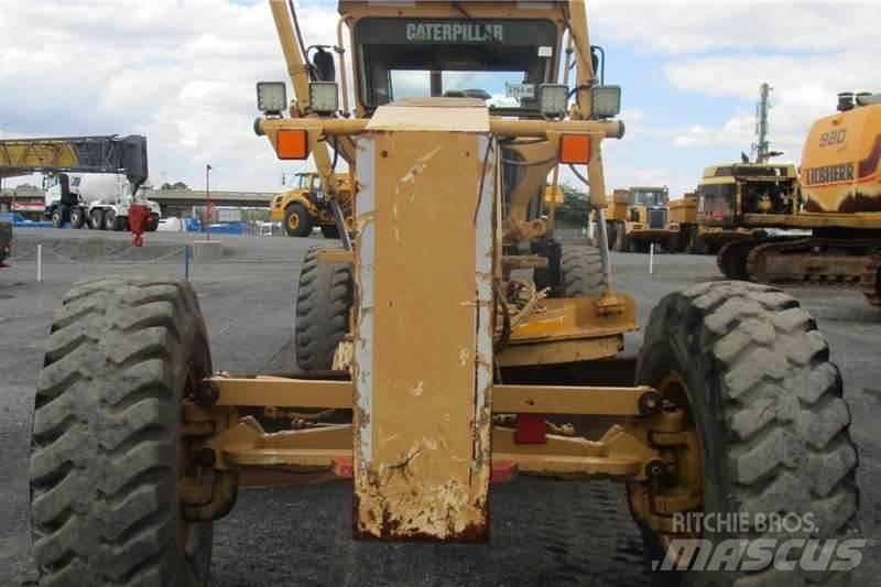 CAT 140H Грейдери