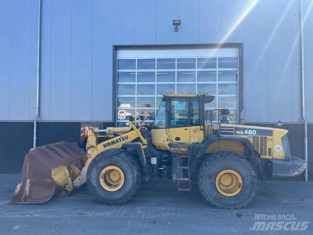 Komatsu WA480-6 Колесни товарачи