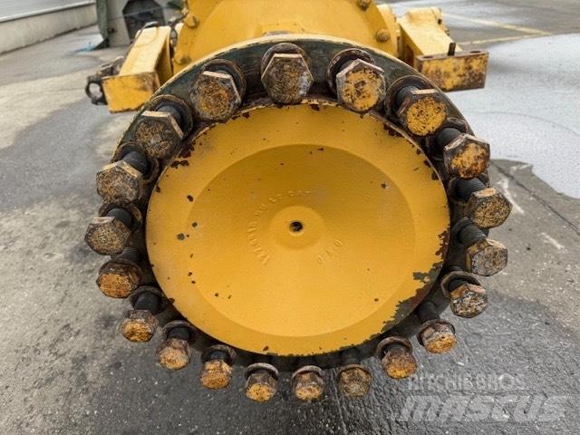 CAT 966 H REAR AXLES Оси
