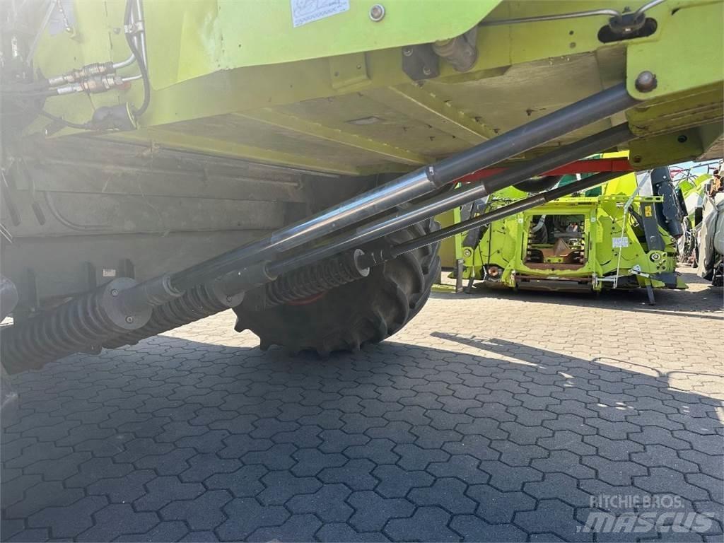CLAAS Lexion 540 Комбайни