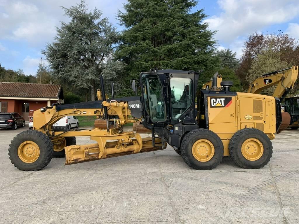 CAT 140 M 3 Грейдери