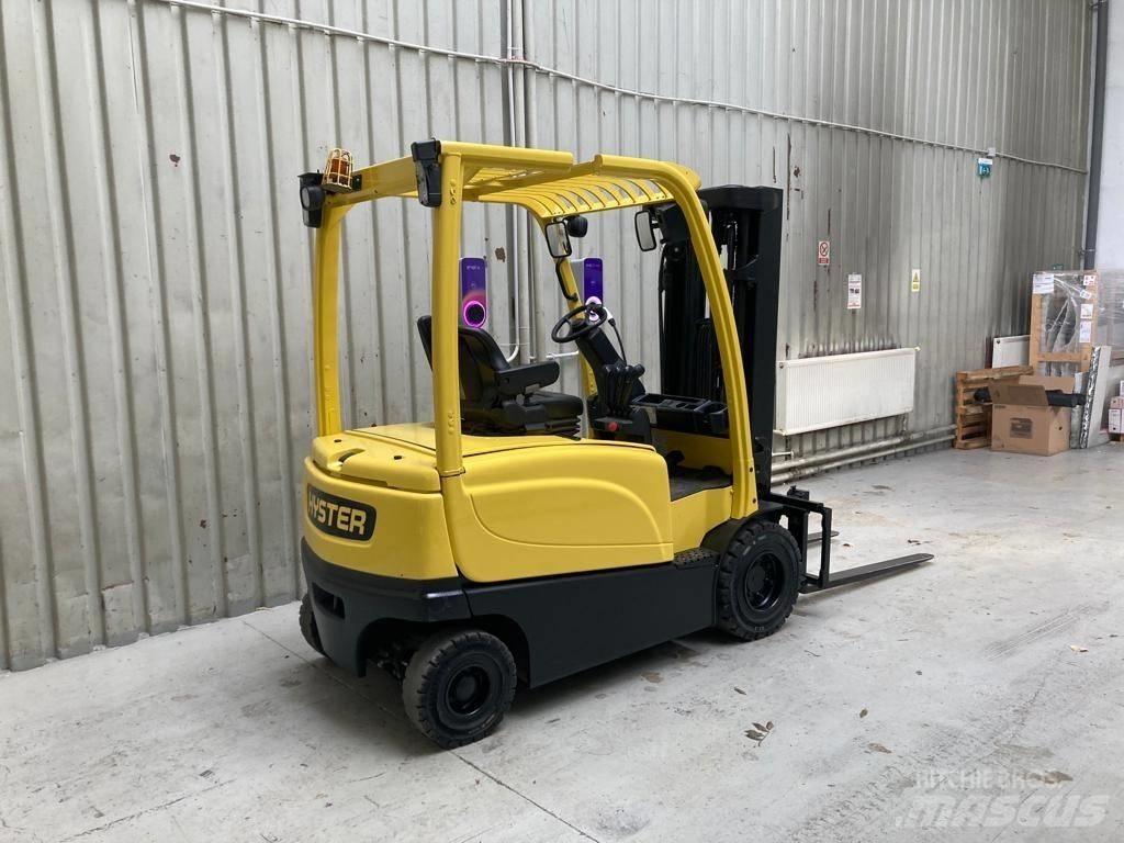 Hyster J2.5XN Електрически вилични кари-повдигачи