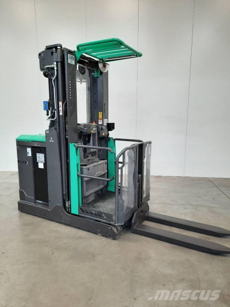 Mitsubishi OPBM10P Машини за комисиониране високоповдигачи