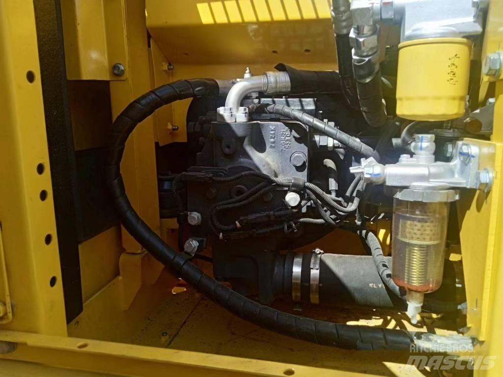 Komatsu PC130-7 Верижен екскаватор