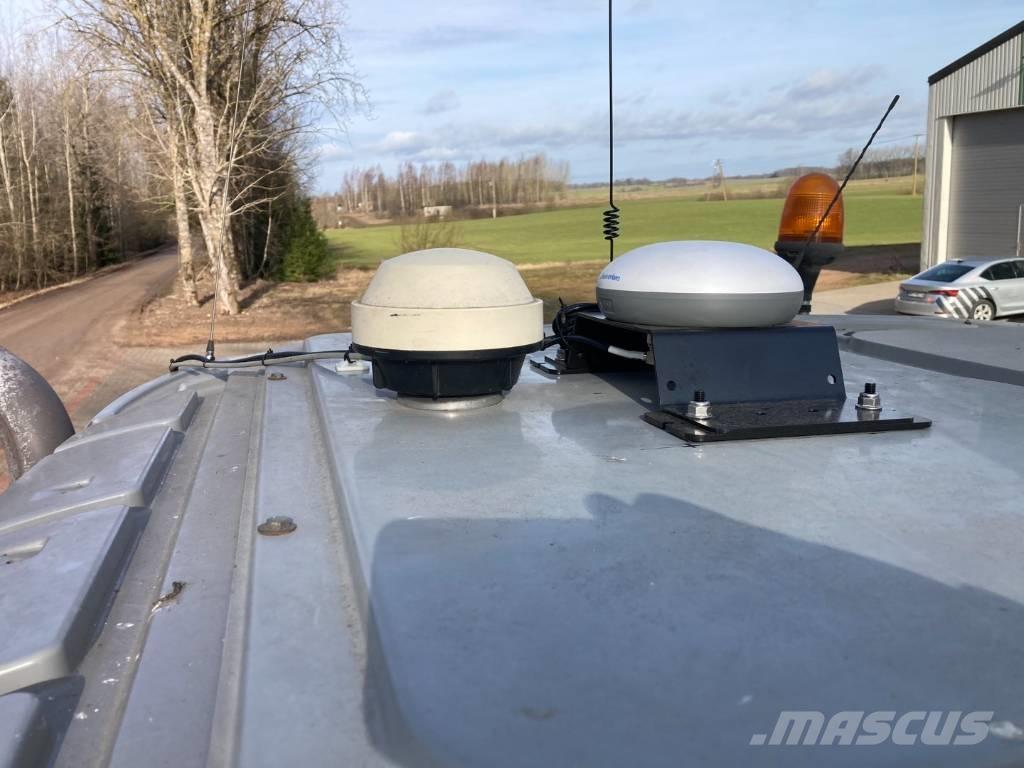 Amazone UX 4200 24 m Прикачни пръскачки
