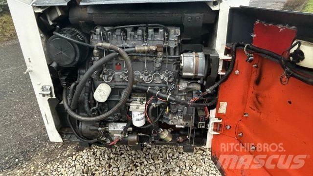 Bobcat 873 Мини товарачи
