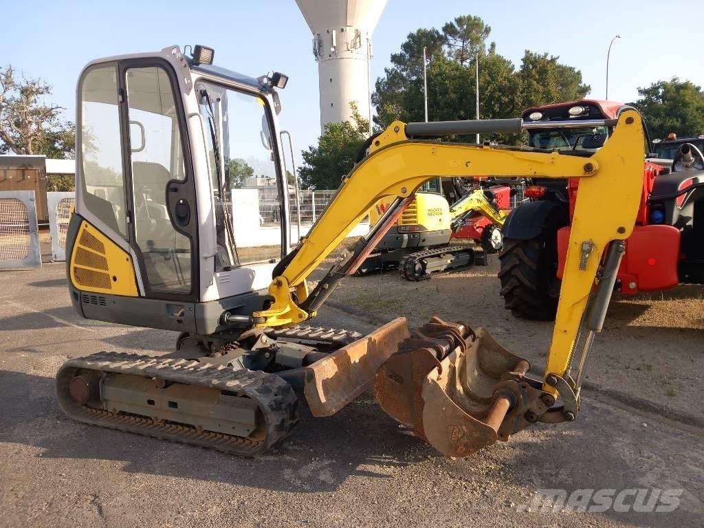 Neuson ET24 Верижен екскаватор