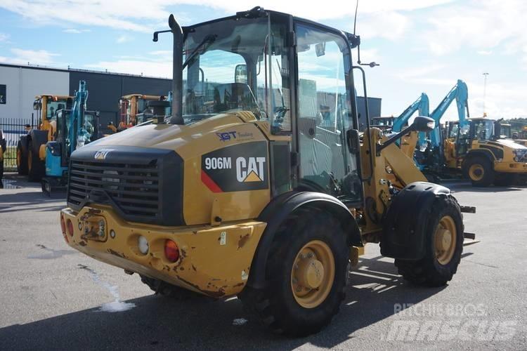 CAT 906M *Uthyres* Колесни товарачи