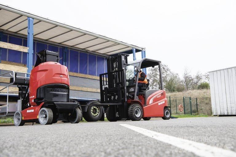 Manitou 100 VJR Телескопични товарачи