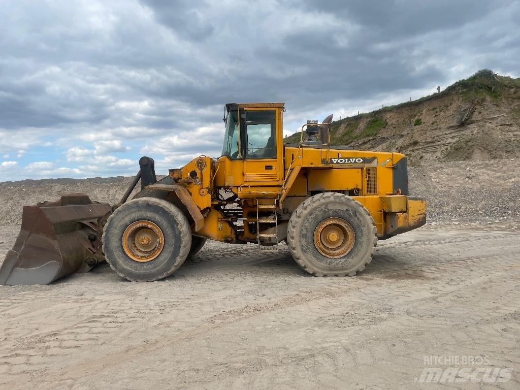 Volvo L 180 C Колесни товарачи