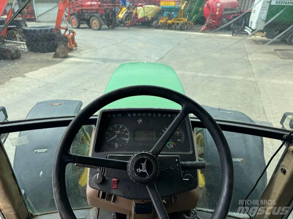 John Deere 6800 Трактори