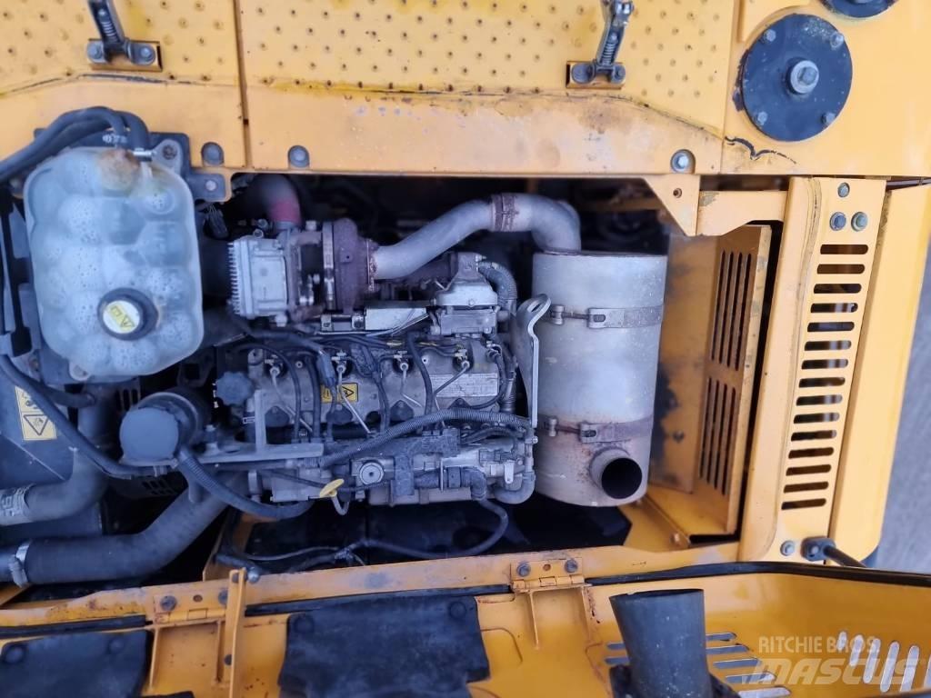 JCB JS 220 LC Верижен екскаватор