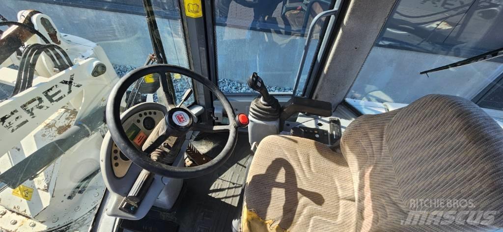 Terex TL 70 S Колесни товарачи