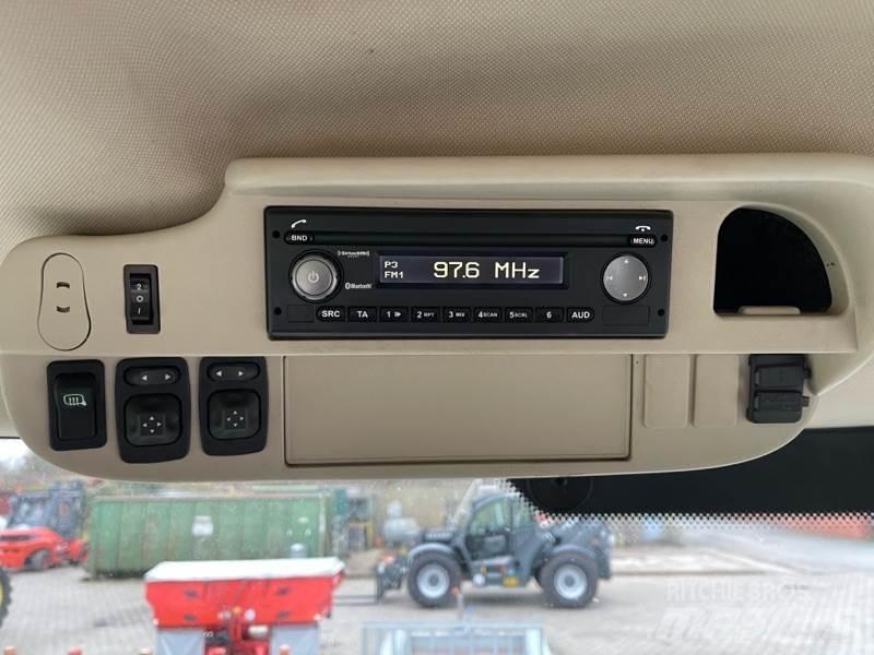 John Deere 6250R Трактори
