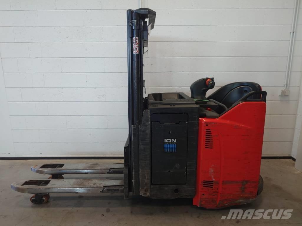 Linde D 12 Самоходни товарачи