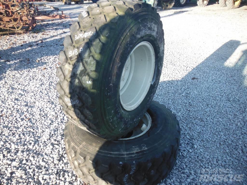 Michelin 365/85R20 Колелета/Гуми