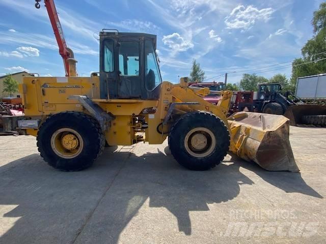 Furukawa 335 Колесни товарачи