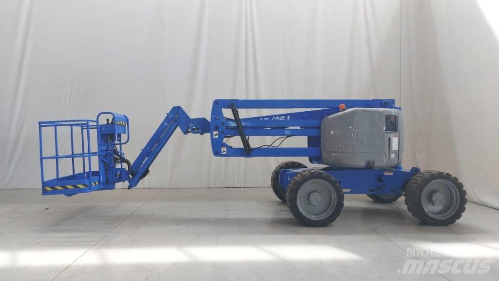 Genie Z 45/25 Съчленени стрелови подемници
