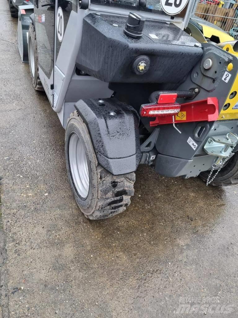 Wacker Neuson TH 412 Телескопични товарачи