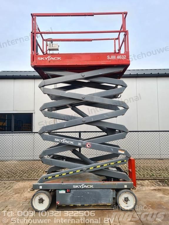 SkyJack SJ4632 Ножични работни платформи