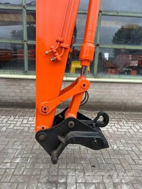 Hitachi ZX 135 US Верижен екскаватор