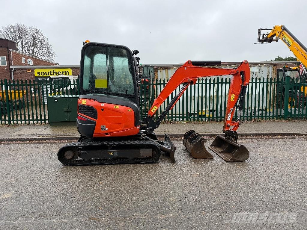 Kubota U 27-4 Мини екскаватори < 7 т