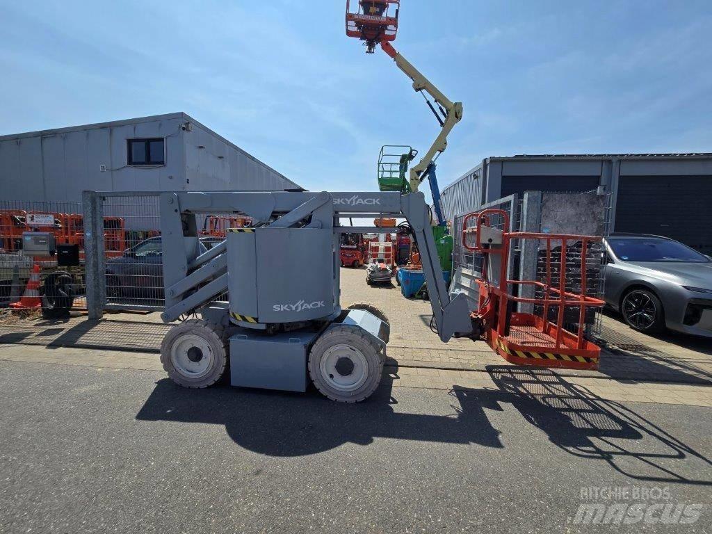 SkyJack SJKB 33 N Съчленени стрелови подемници
