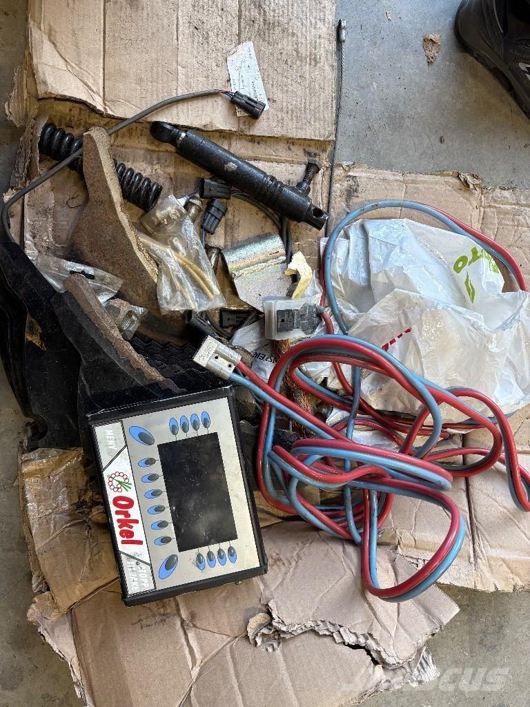 Orkel 1260 Сламопреси за кръгли бали
