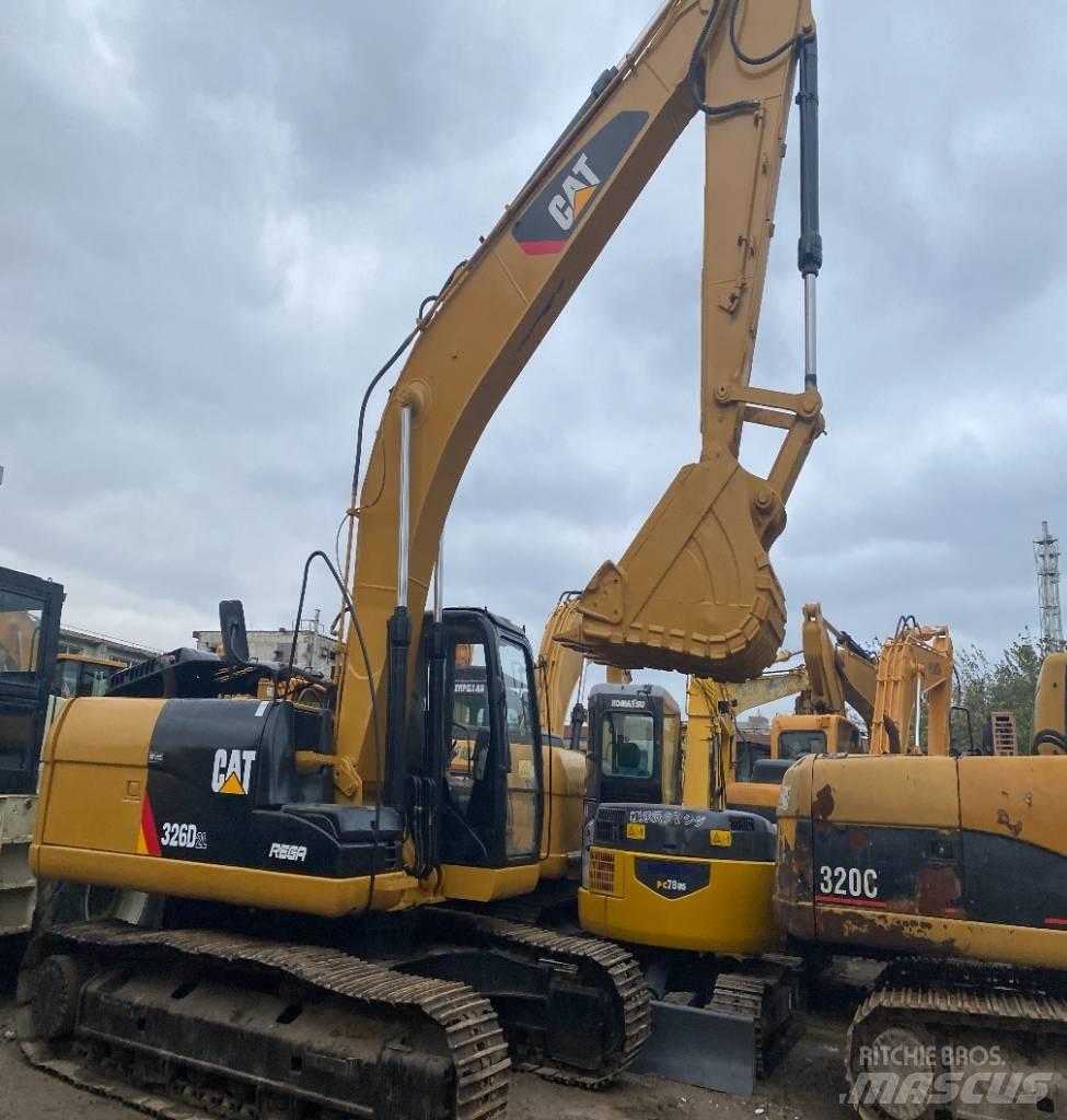 CAT 326 D2L Верижен екскаватор