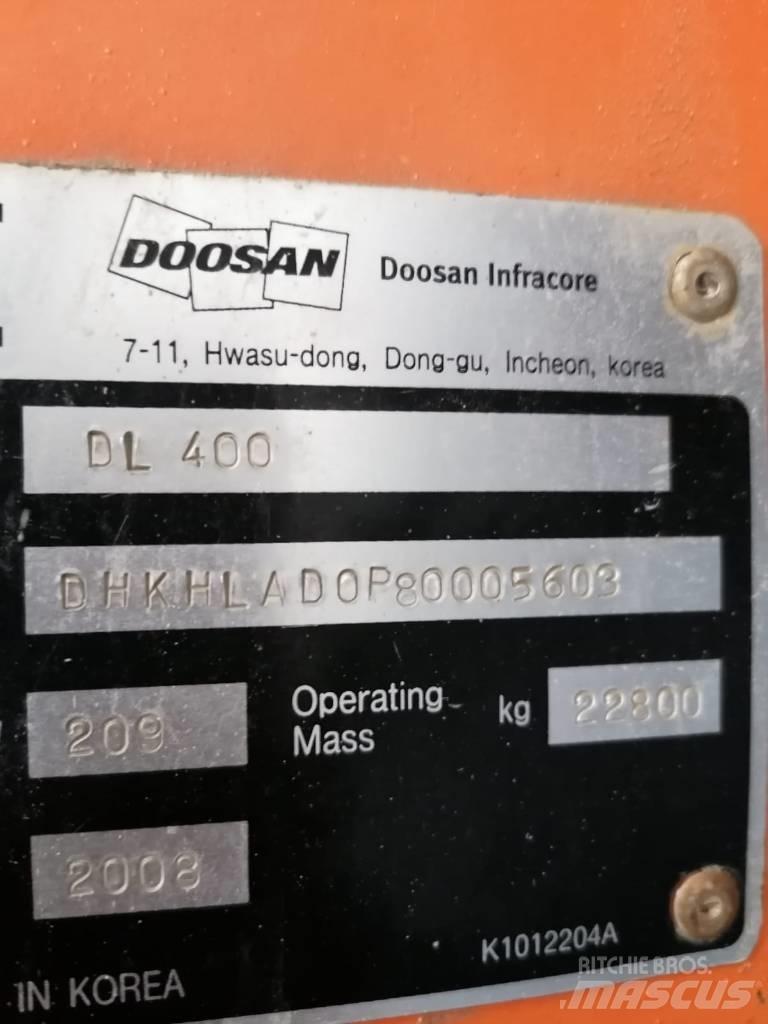 Doosan DL 400 Колесни товарачи