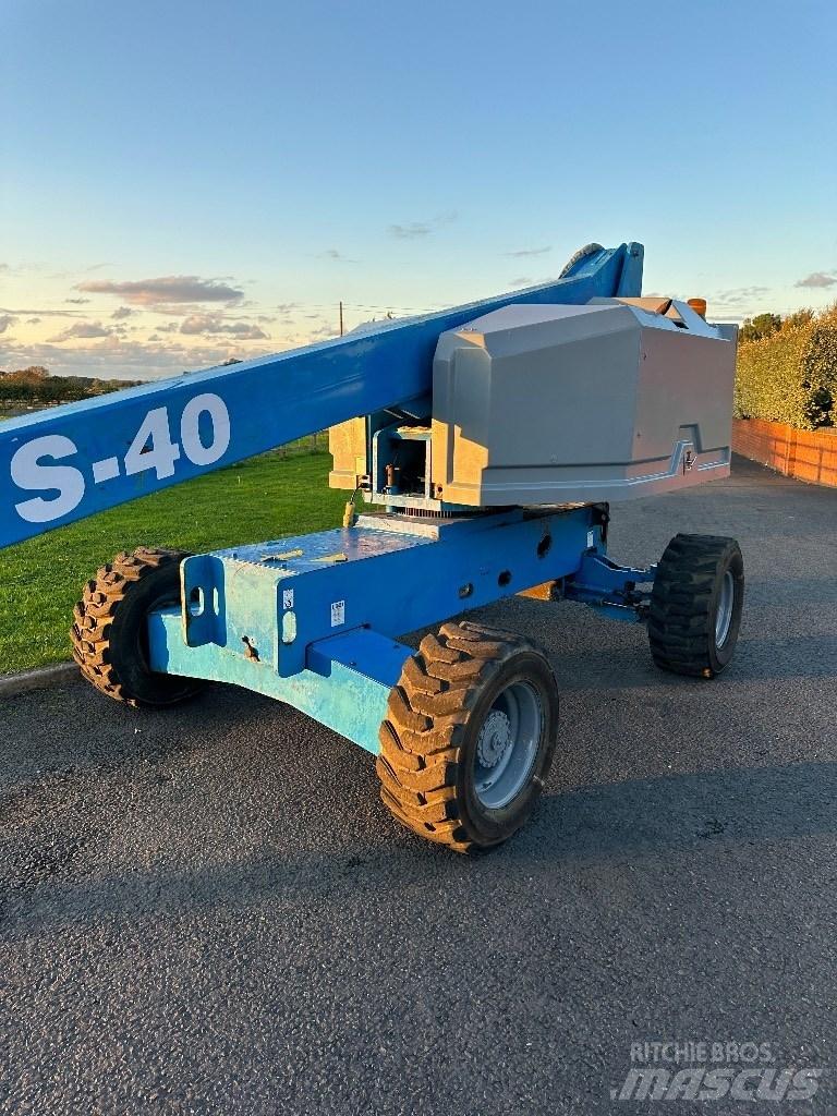 Genie S 40 Телескопични повдигачи
