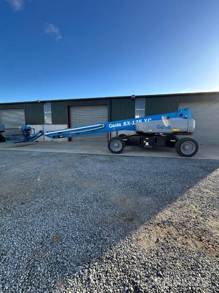 Genie SX 125 XC Телескопични повдигачи
