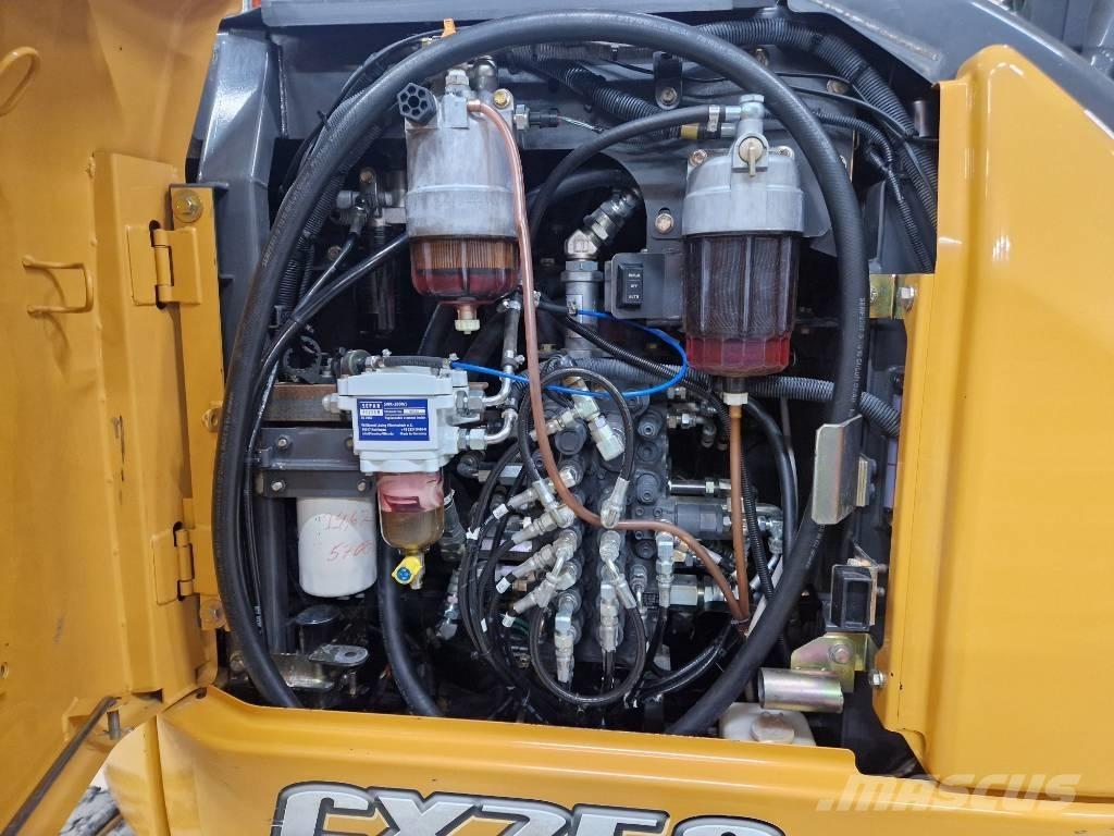 CASE CX 75 C SR Средни екскаватори 7т - 12т