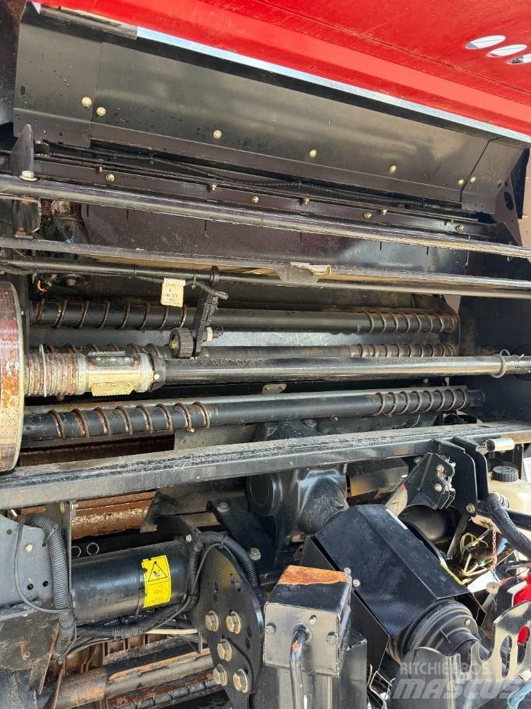 Case IH RB465 Press Сламопреси за кръгли бали
