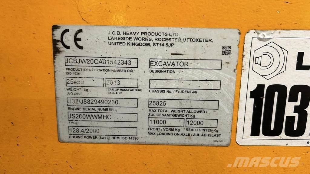 JCB JS200W Оператори на отпадъци/индустрия
